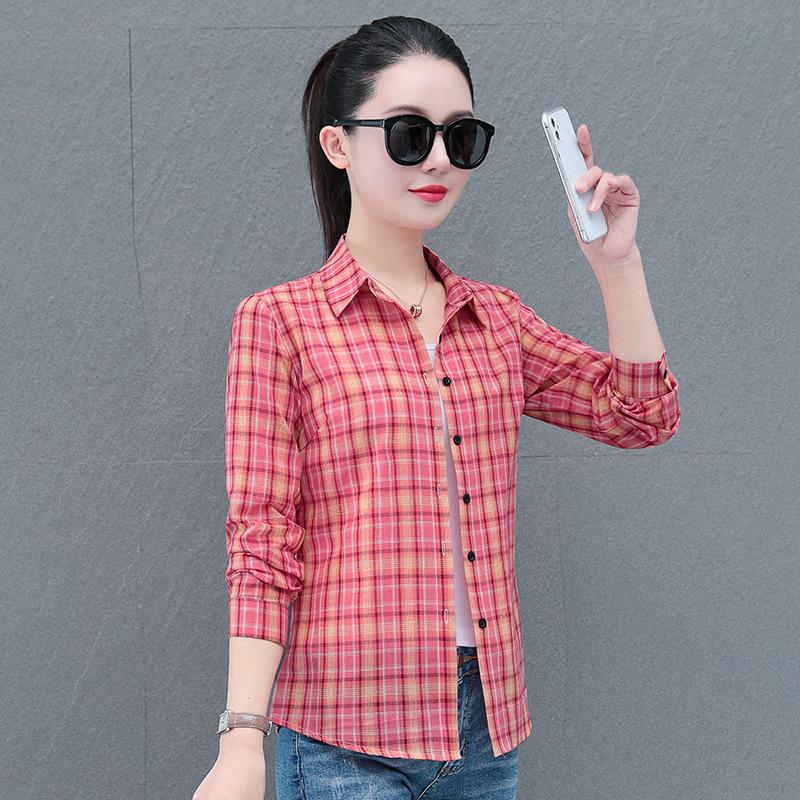 Cămașă Cardigan cu Mâneci Lungi pentru Femei din Bumbac Pur în Carouri – Modă Elegantă de Primăvară și Toamnă pentru Femei de Vârstă Mijlocie (2025).