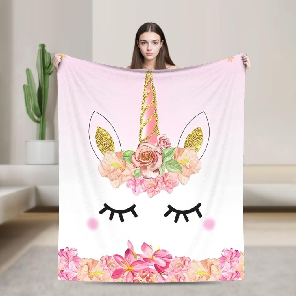 Beauty Eyelash Blanket Cartoon Fuzzy Vintage Warm Throw Blankets for Home Restaurant Decoration
