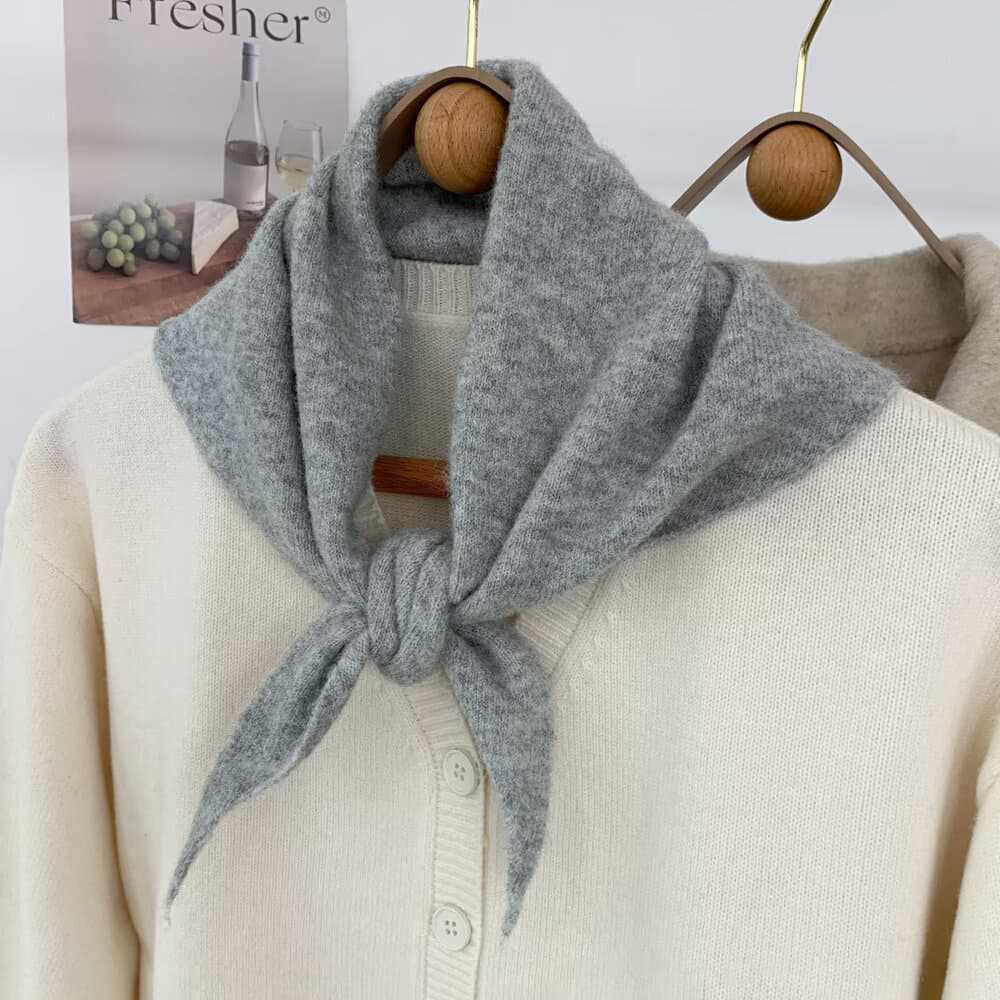 Solid color multi-functional knitted scarf autumn and winter triangle scarf headscarf thermal shawl knitted scarf face scarf