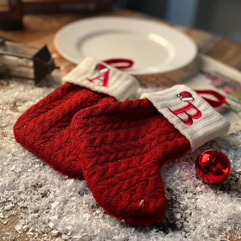 Klassische rote Weihnachts-Wollstricksocken Festliche Anhänger-Dekoration