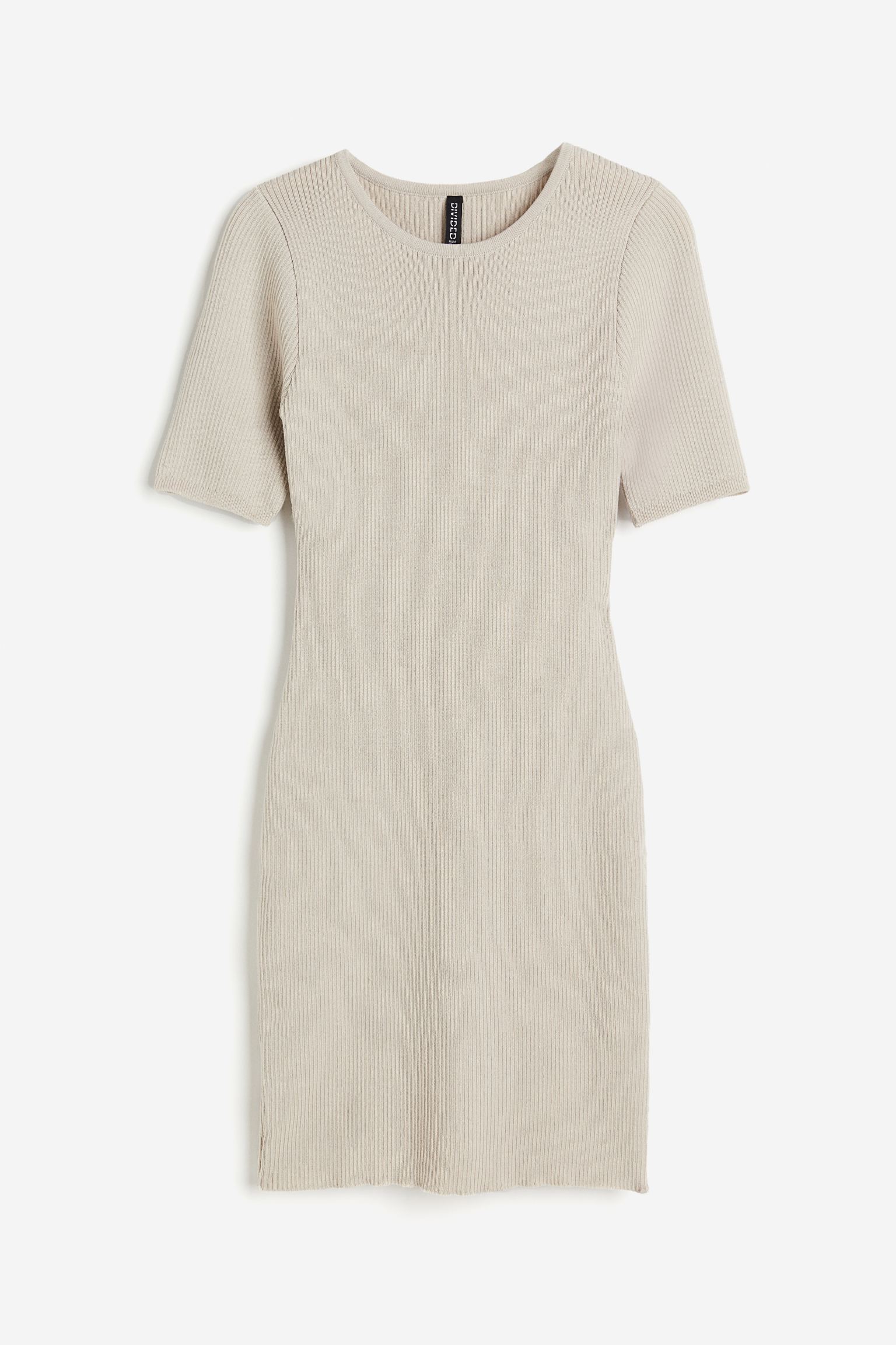 

Облегающее платье рельефной вязки