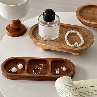 Braune Schmuck-Display-Tabletts Holz Runde Ovale Display-Platte Parfüm-Organisator Schreibtisch-Dekoration Kerzen-Aufbewahrungsregal