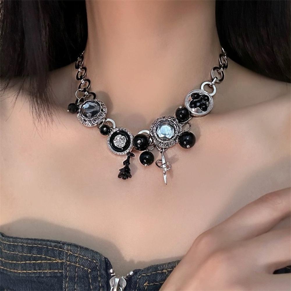 Crystal Rhinestone Beads Necklace Flower Clavicle Chain Choker Charm Gothic Necklace  Party