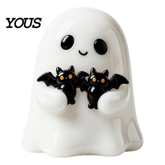 Handmade Resin Halloween Craft Ghost Figurine, Cute White Statue with Bats, Spooky Desk Decor Ornament for Home Mantel Tabletop Figurine