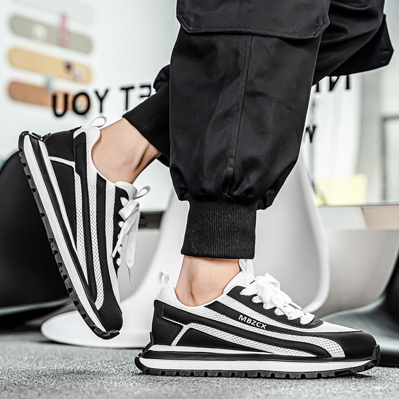 Mode Herrsneakers 2025 Sommar Nya Mesh Andningsbara Boardskor Mode Mångsidiga Platå Casual Skor Herr Trend Sport Löparsko