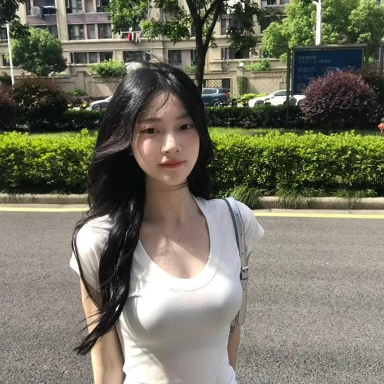 Summer versatile cotton short-sleeved slim-fitting T-shirt fashion niche pure desire style Spice Girl chic unique top ins