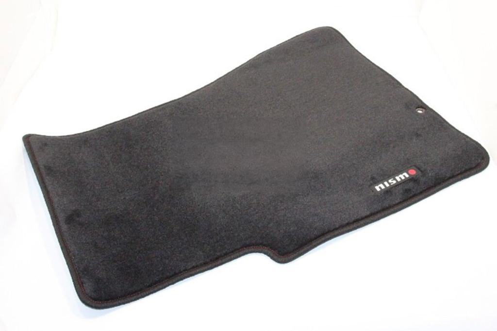 Nismo Floor Mats for Nissan Skyline R32 Series 4WD Nismo Logo (Manual Transmission) (with Plate) 74902-RNR25