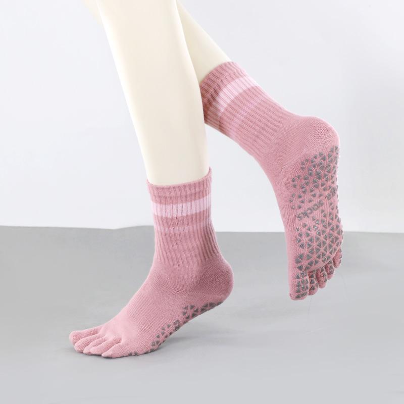 Women s Non-slip Five-toe Mid-calf Yoga & Pilates Compression Socks One Size