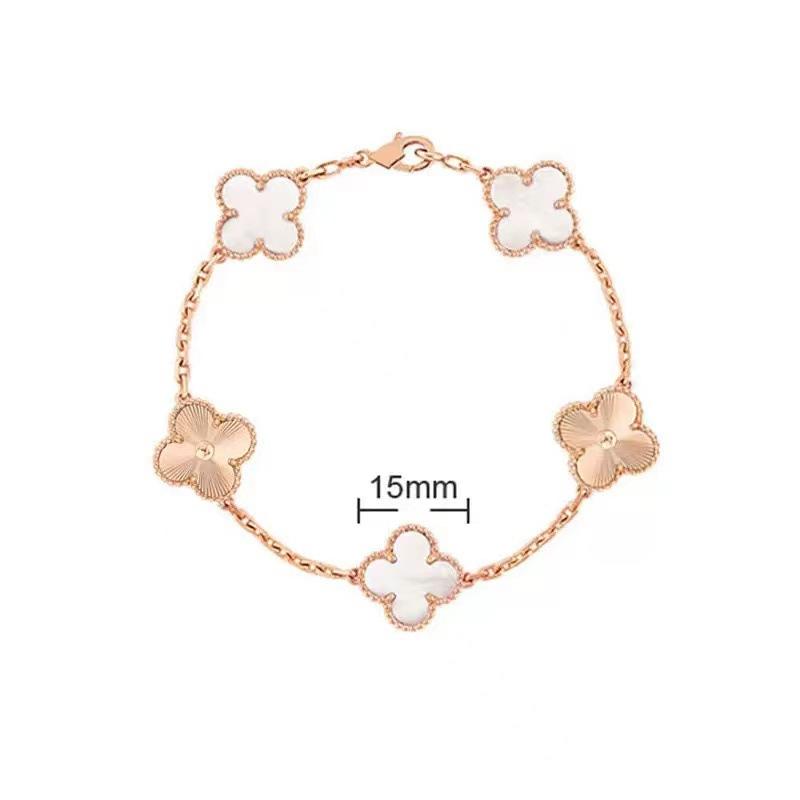 

Высококачественный браслет из 18-каратного розового золота с лазерной белой перламутровой вставкой, красным халцедоном 15 мм, четырехлистным клевером и пятью цветами для женщин