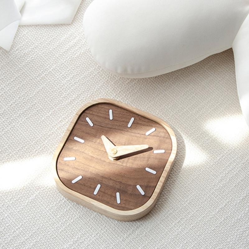 Solid Wood Table Clock Walnuts Finish Bedsides Clock for Living Room Bedroom Study Room