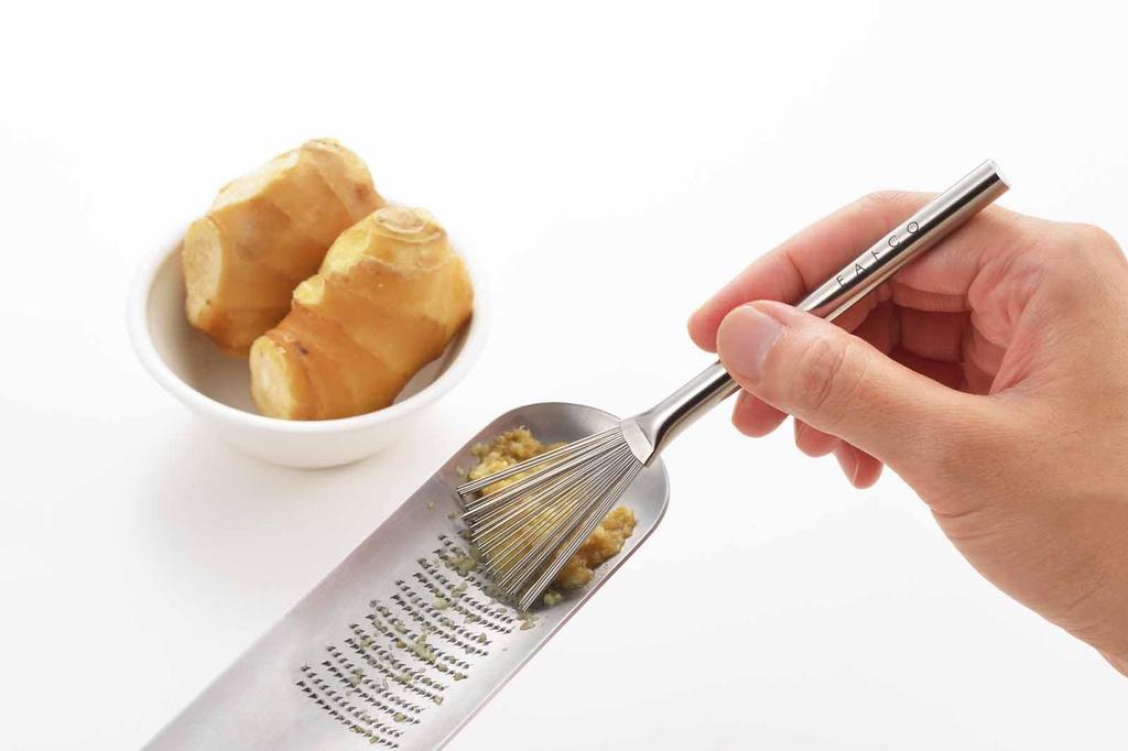 Yoshikawa EA To CO Oros Hake Grater 7041581 (S) & (Grater (S) & Brush)