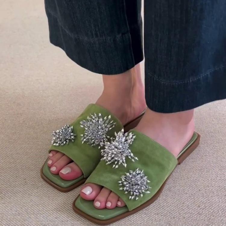 French retro niche one-word Mueller shoes 2025 new summer wear fashionable sandals