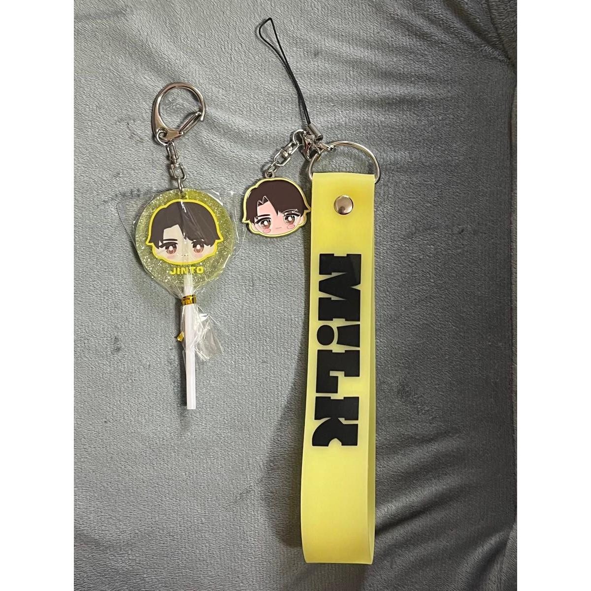 Used Final price reduction! M!LK Hitoshi Yoshida Acrylic Keychain Penlight Strap Set of 2