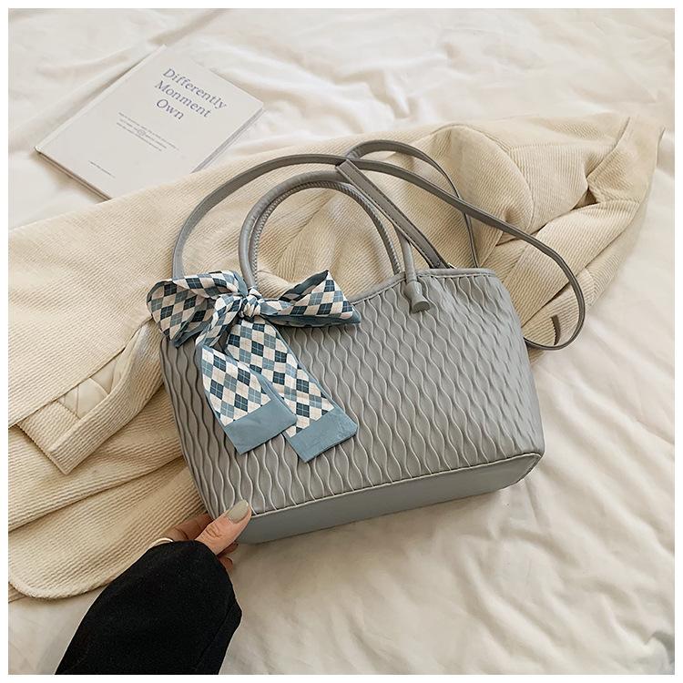 Korean Version of Trendy High-value Tote Bag 2025 New Fashion Temperament Large-capacity Shoulder Bag Commuter Women's Bag