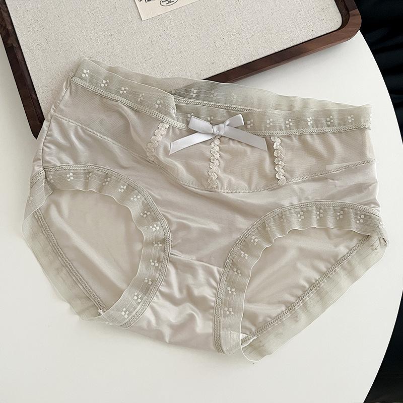 Ladies Summer Thin Sexy Lace Comfortable Moisture Absorbing Antibacterial Triangle Briefs