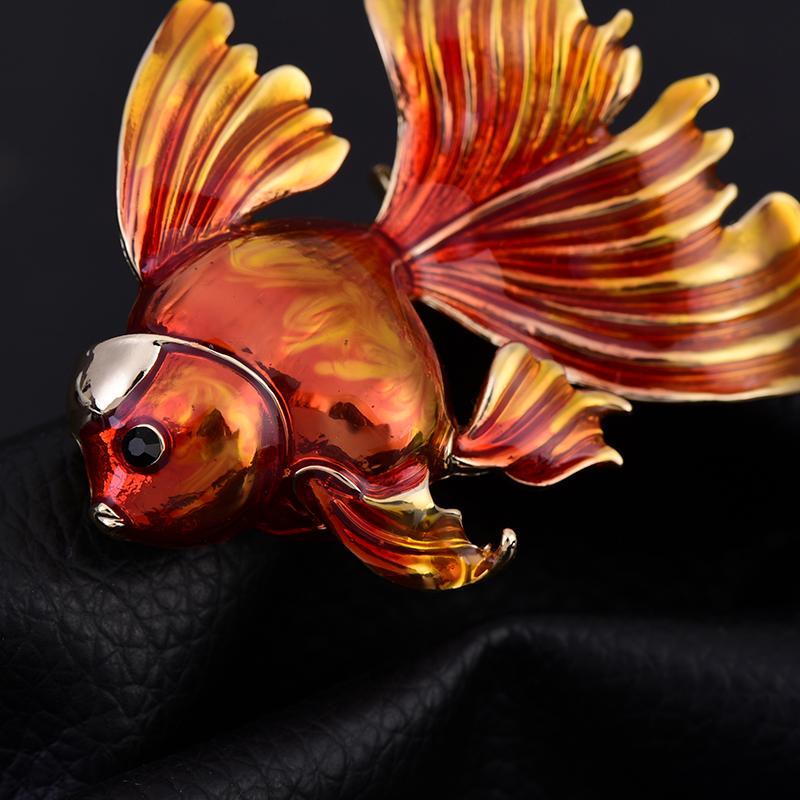 Fashion GoldfIsh Brooch Woman Men's Animal Red Fish Corsage Coat Pin Buckle Sweater Badge Brooches Accessories