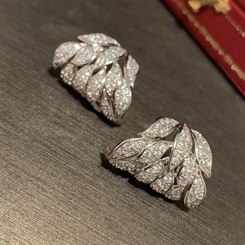 Leaf And Leaf Stud Earrings For Women, Fashionable Super Shiny Micro-Inlaid Zircon Jewelry, Celebrity Style Light Luxury Earrings