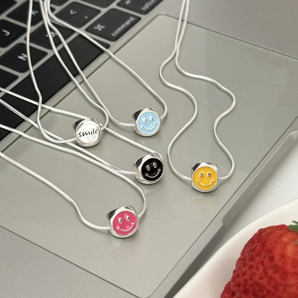 Wind Smile Colorful Dripping Trapezoidal Smiley Face Pendant Necklace Female Sweet Versatile Collarbone Chain