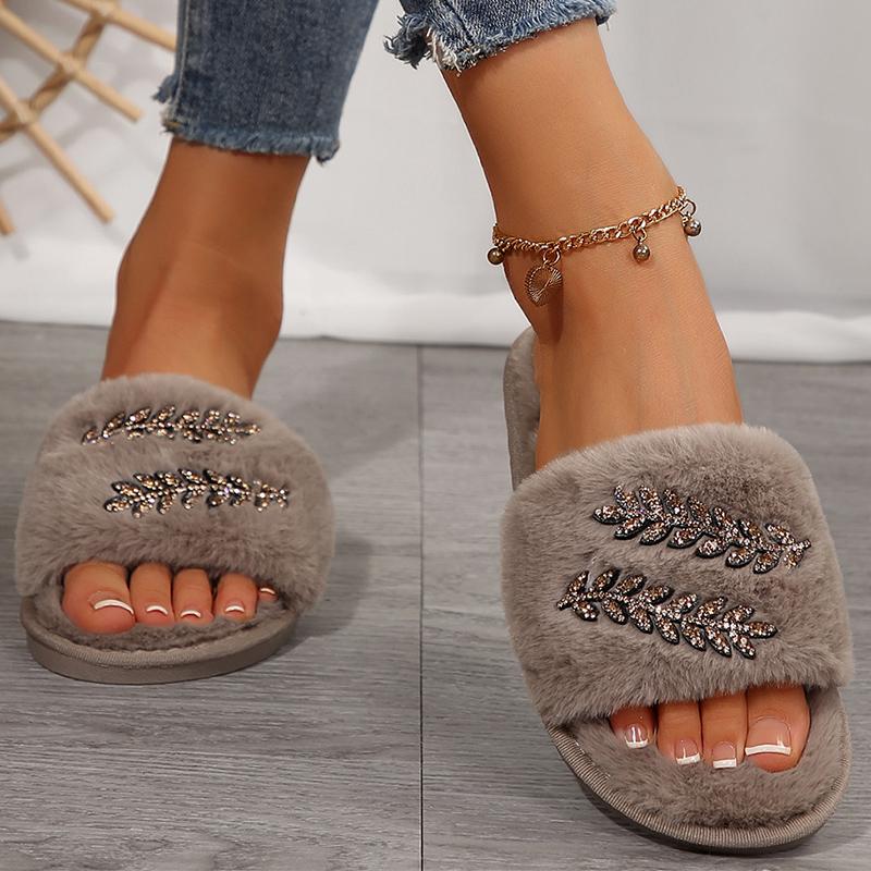 Fashion 2025 Winter Crystal Plush Slippers Women Light Non Slip Cotton Slippers Woman Indoor Faux Fur House Cotton Slides Female