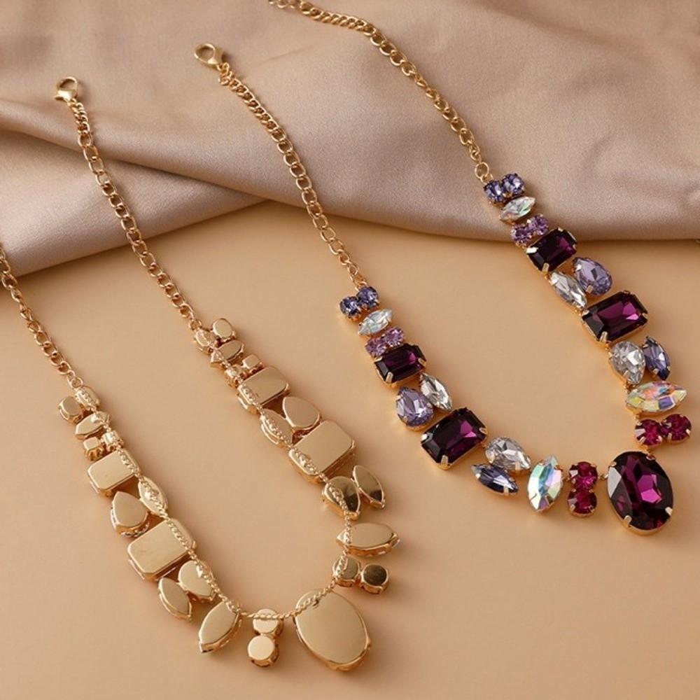 Decoration Vintage Chunky Necklace Charm Exaggerated Necklace Rhinestone Necklace  Gifts