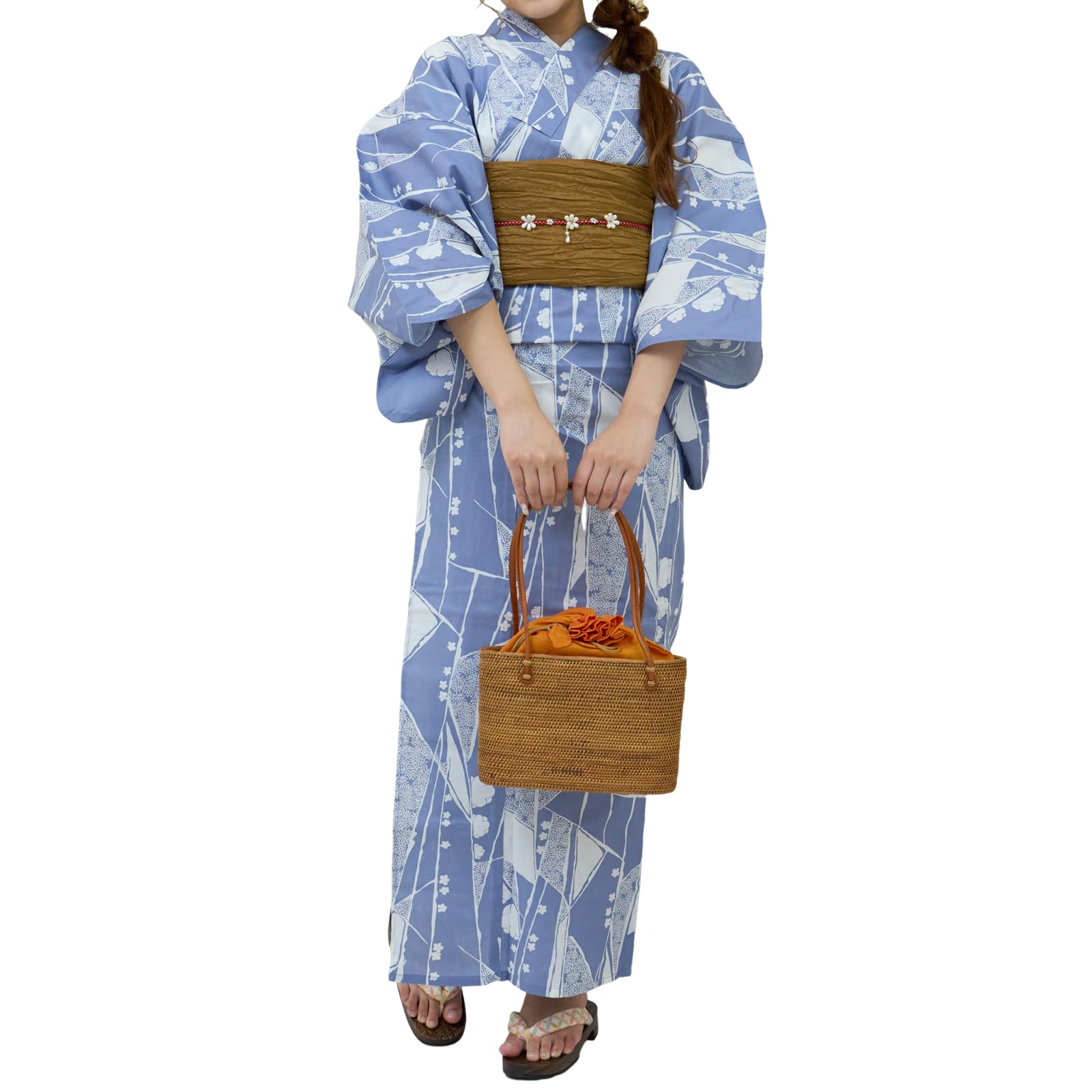 

RAVIR Yukata Set and with Geometric Fluffy Obi and Geta Sandals One Size Fits All Women s 3-Piece (Gray White) Pattern, Belt, (Blue) - синій