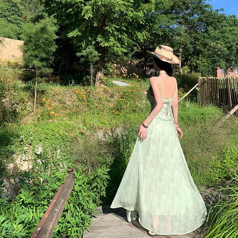 Französisches Urlaubs-Blumen-Latzkleid Feen-Sommerkleid Rüschenkanten-Design Super Feenhaftes Temperament Langes Kleid