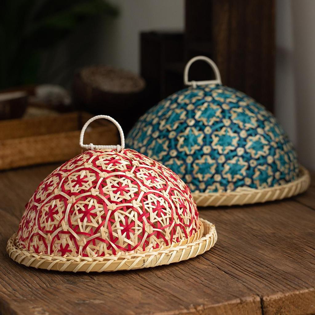 Handmade Rattan - Woven Nanyang - Style Circular Fruit Plate / Bread Basket with Lid, Insect - Proof Dining Table Cover