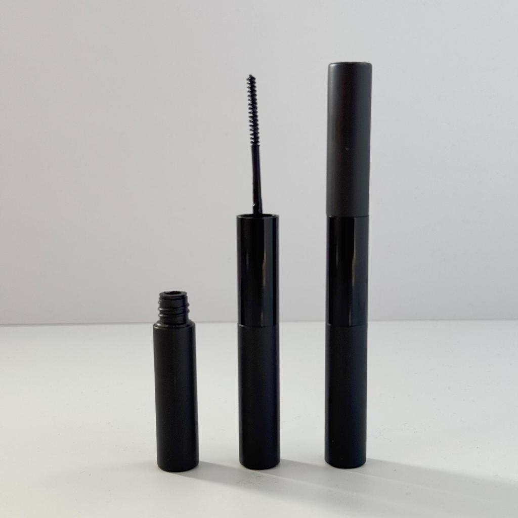 Double-Headed Eyelash Glue & Remover: Quick-Drying, Long-Lasting Formula for Easy Self-Application