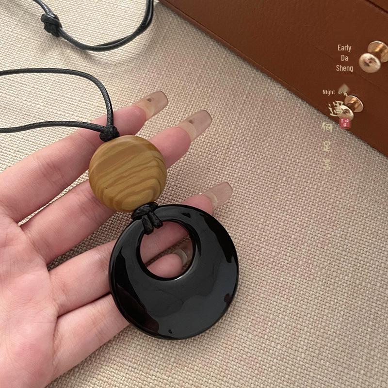 Chinese Style Resin Circle Necklace - Retro Chic, Light Luxury, Versatile Sweater Chain for Women