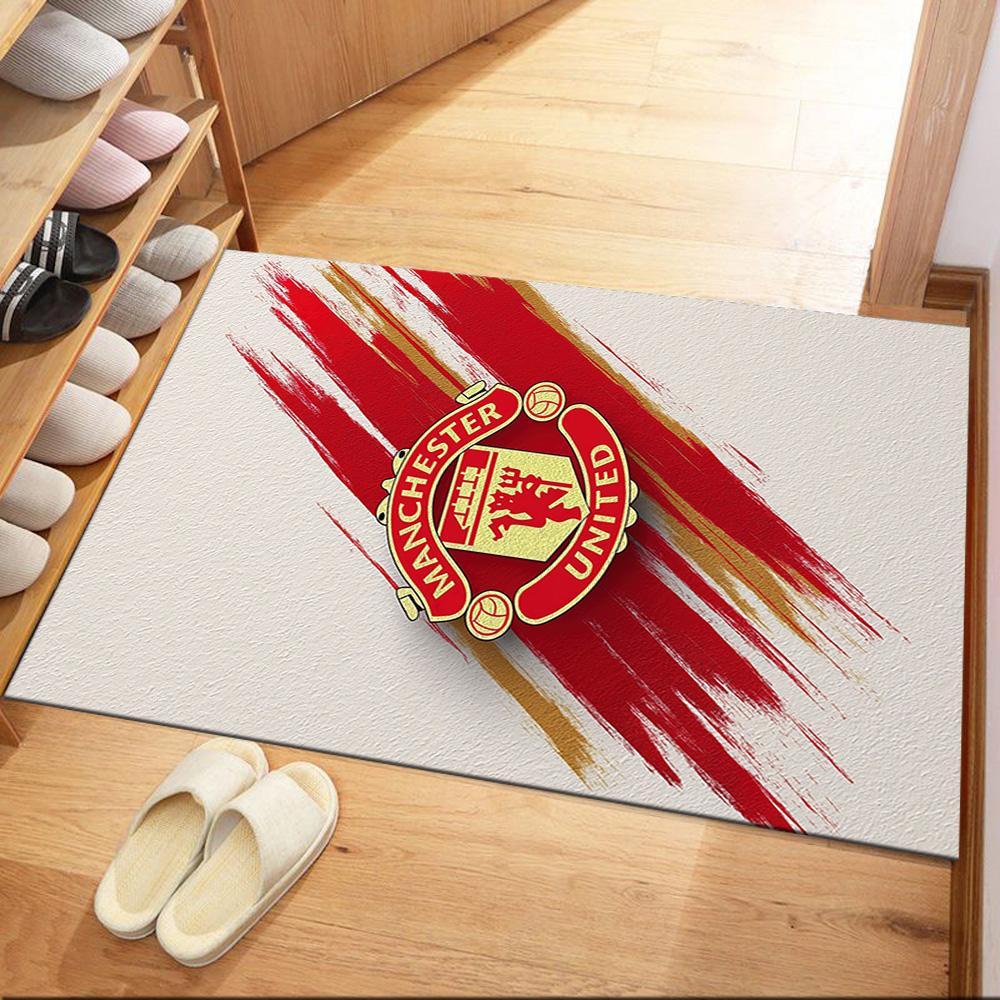 Manchester Fans Square rugs are a great choice for living rooms, bedrooms, home décor, and as gifts.