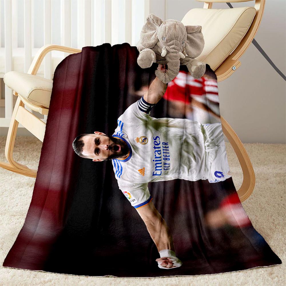 Arsenal Player Action Blanket Warmthful Decor Great for Picnics Office Sofa All-Season Use Digital Print Gifts For Family Or Friends