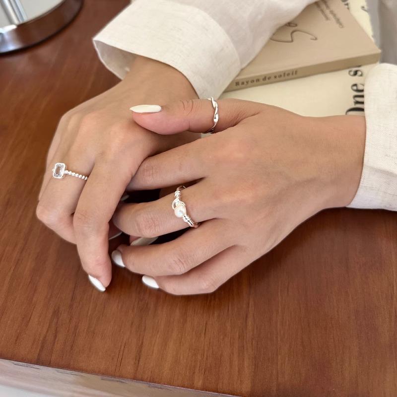 Sweet Pearl Geometric Ring for Women - Adjustable Line-Wrapped Hollow Design