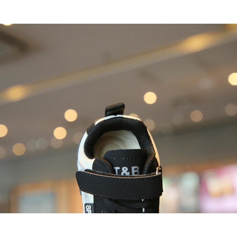 Kids Soft Sole Unisex Casual Sports Sneakers Boys Girls Breathable Training Board Shoes