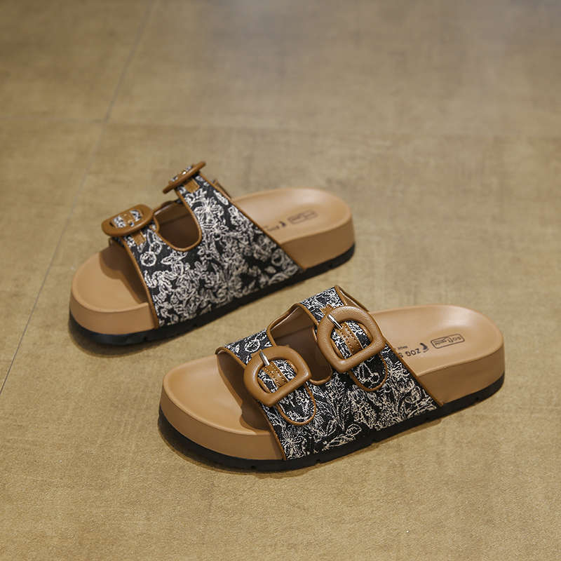 New Thick-soled Women's Shoes One-shoulder Soft-soled Beach Sandals