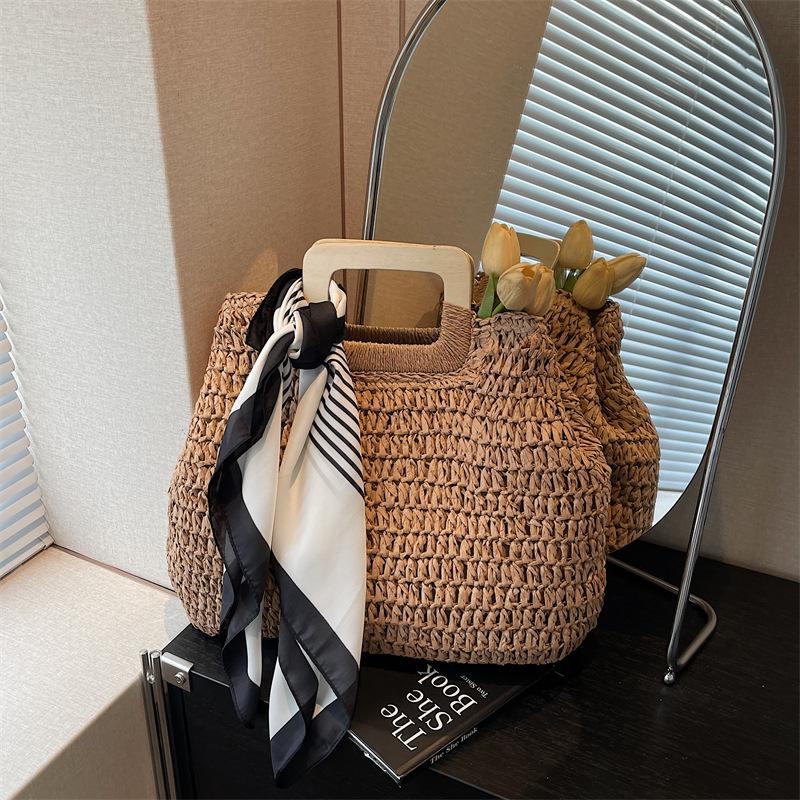

Seaside vacation style versatile beach woven bag women s summer new large-capacity straw woven tote bag коричневый