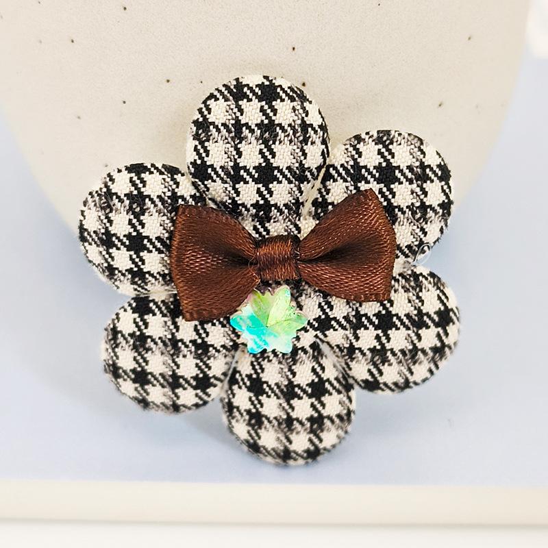 Houndstooth Five-Petal Fabric Flower Brooch & Bow Tie Accessory Set