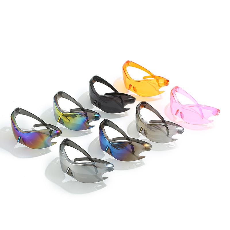 Oversized Futuristic Y2k Shield Sun Glasses for Men Women Wrap Around Fashion Superhero Chic Sunglasses Shades