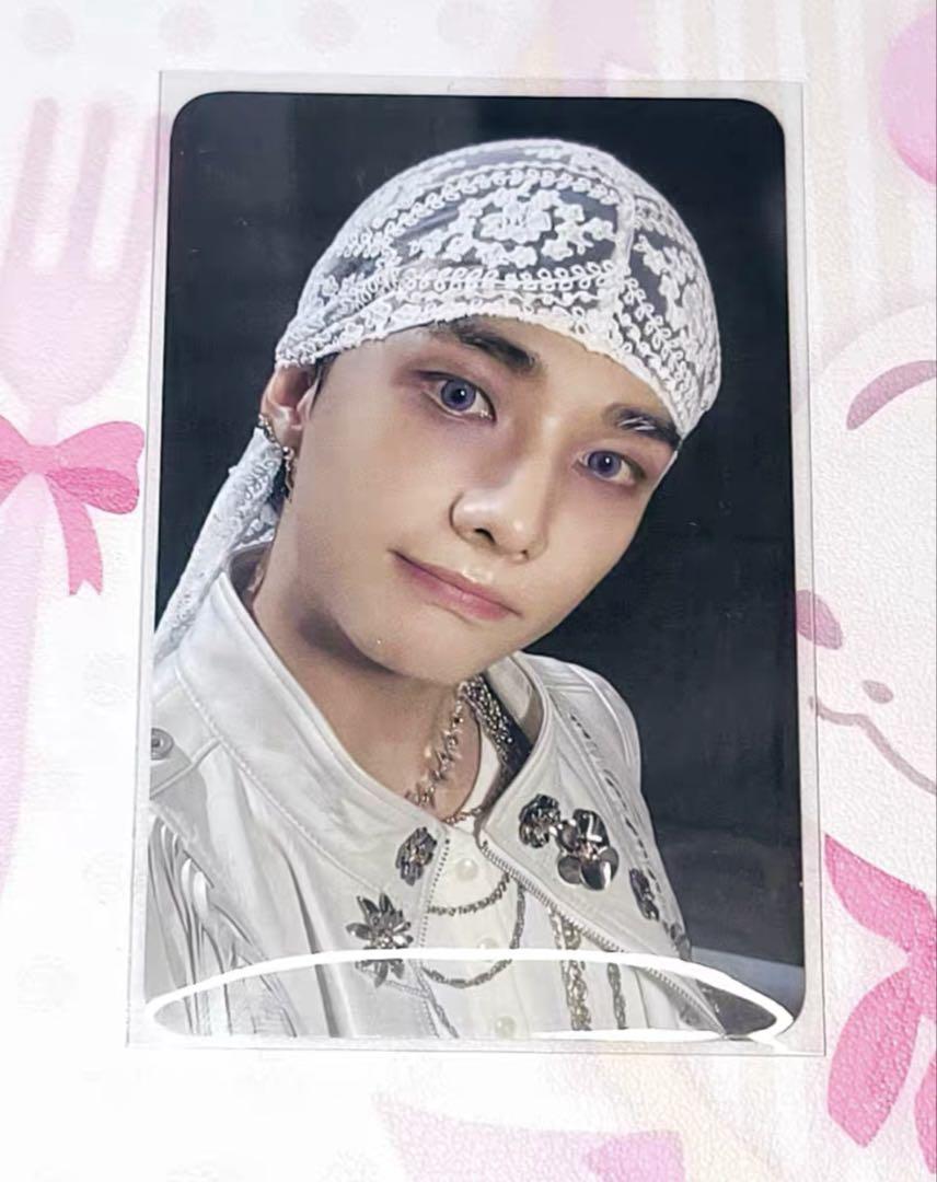 

[Б/У] straykids Хёнджин КАРМА лимитированная версия макстар торговая карта