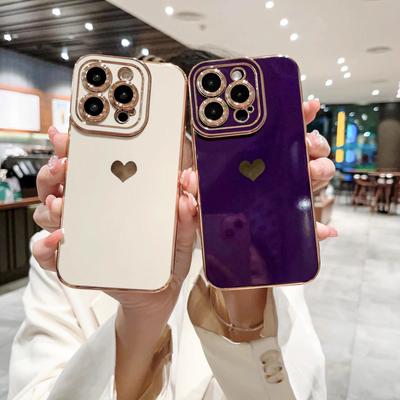 Aşk kalp telefon kılıfı için iPhone 15 14 13 12 11 Pro Max artı silikon kılıflar iPhone 7 8 artı X XS Max XR SE 2 3 2020 2022 koruma arka kapak