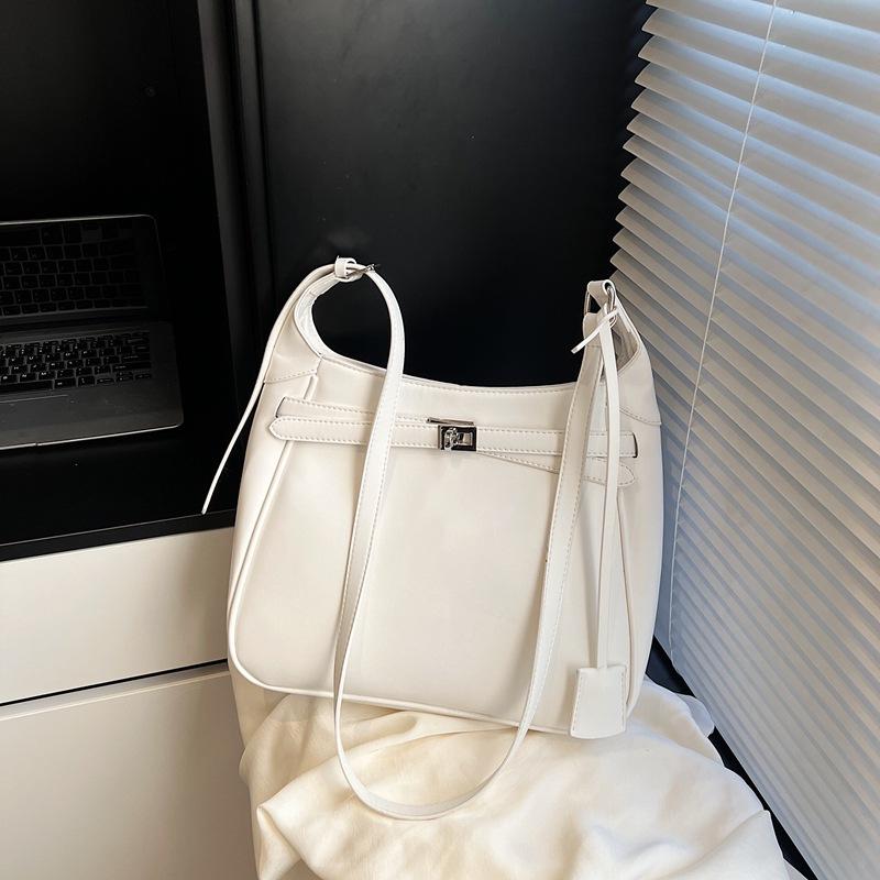 Retro fashion tote bag women's new large capacity trend versatile shoulder bag niche messenger bag