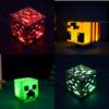Farbwechselndes Minecraft-Themen-Nachtlicht mit wiederaufladbarem ABS-Taschenlampen-Design für Kinder