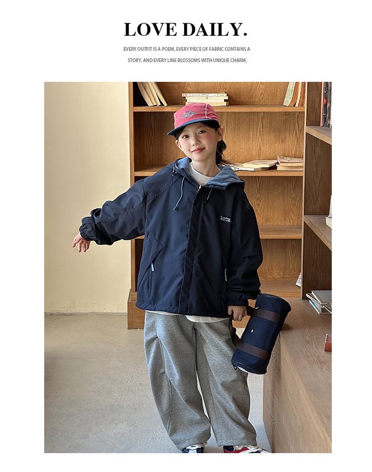 Girls' Korean Style Reversible Hooded Windbreaker: Trendy Spring/Autumn Jacket for Big Girls