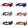Abreißbares Katzenhalsband für Haustiere, Fliege und Glöckchen, süßes kariertes Weihnachtsrot, elastisches verstellbares Hundehalsband mit Schärpe, kleinem Glöckchen für Katzen