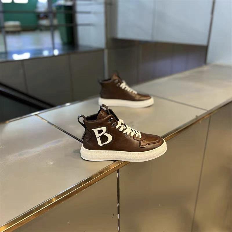Spring and autumn high-top lace-up soft sole leather surface comfortable board shoes lightweight height-increasing casual shoes