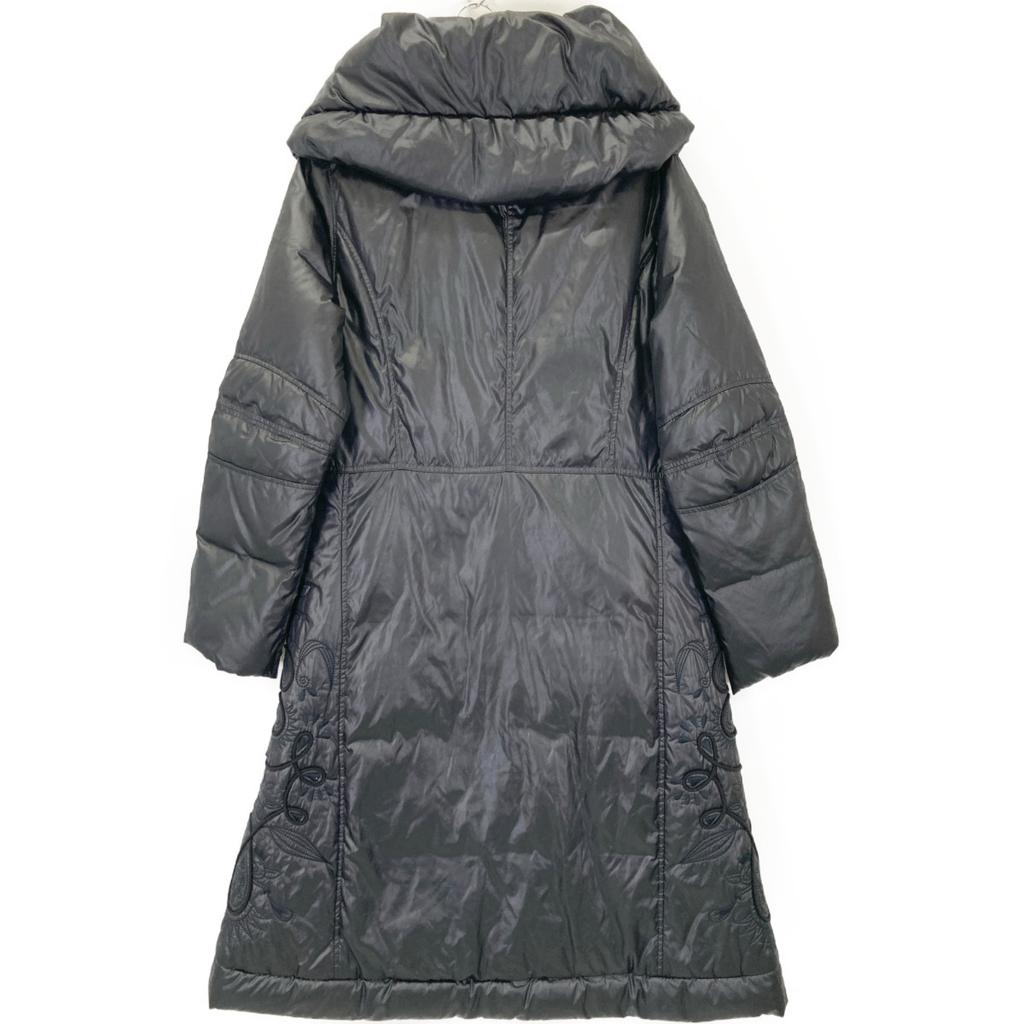 OLLEBOREBLA Black Pig Embroidered Hooded Down Coat Coat Not Written blackUsed