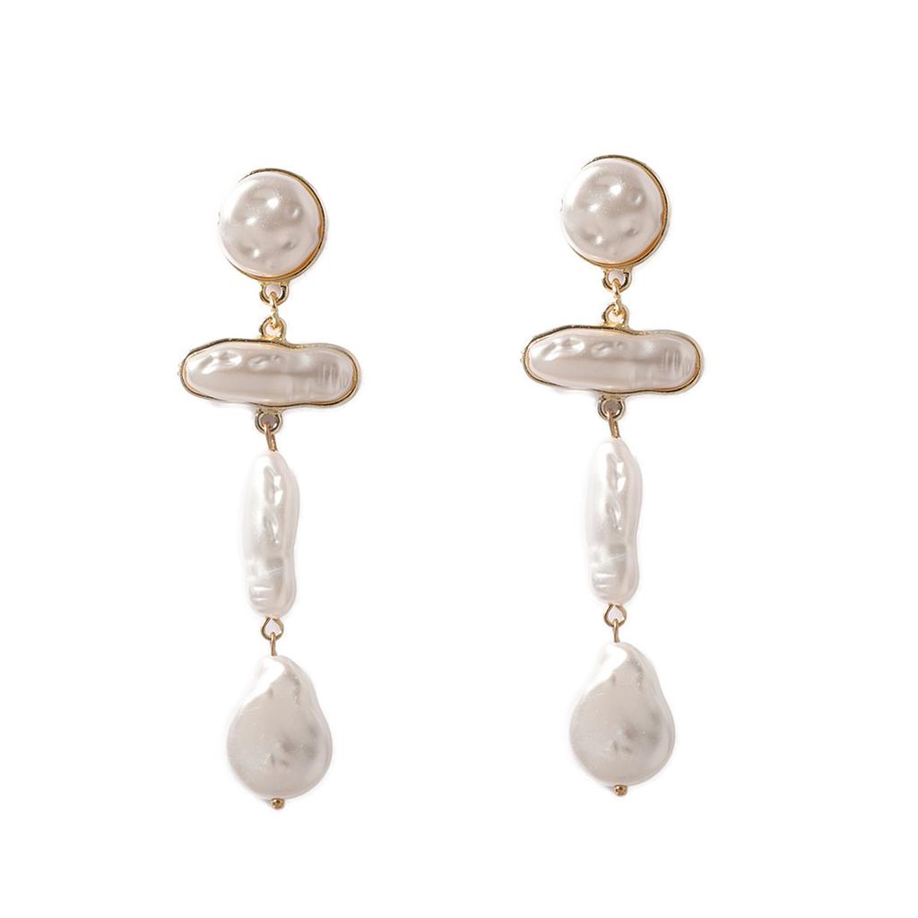 Fashion exaggerated Baroque irregular imitation pearl temperament versatile long banquet party women's earrings