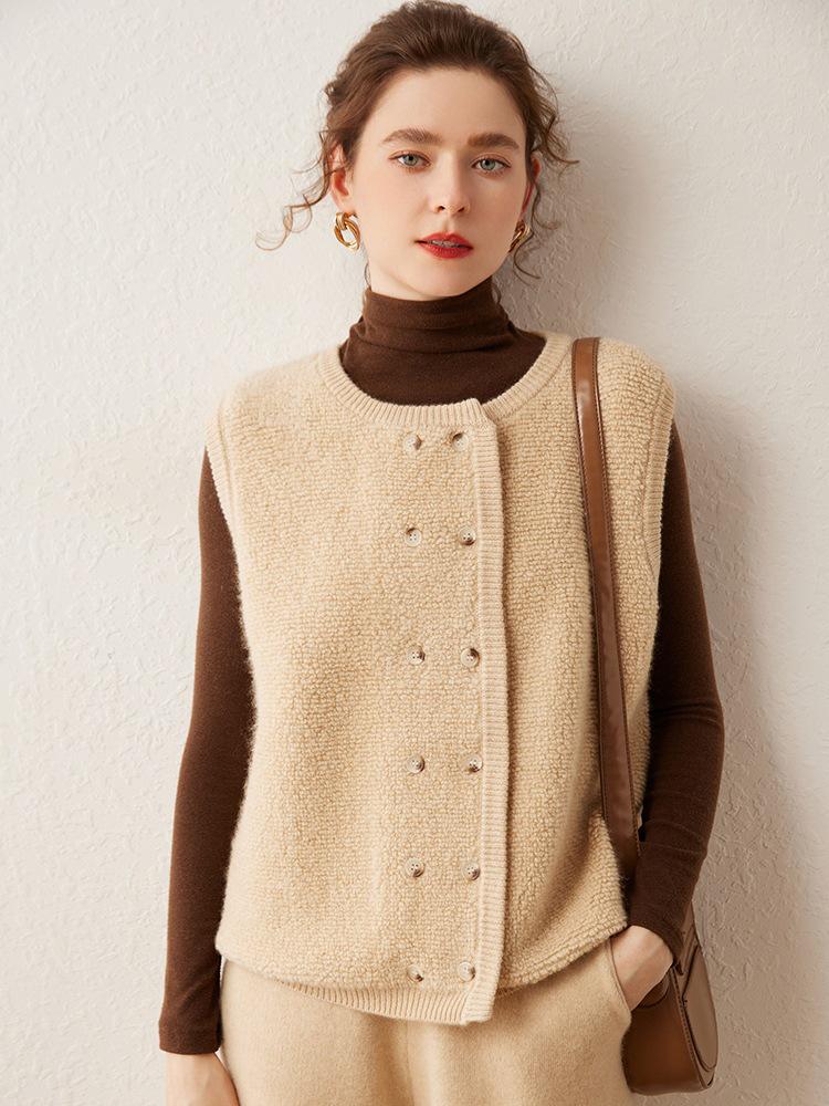 Women's Warm Cashmere Knit Vest: Autumn/Winter Embroidered Towel, Loose Batwing Sleeve, Versatile Round Neck Cardigan.