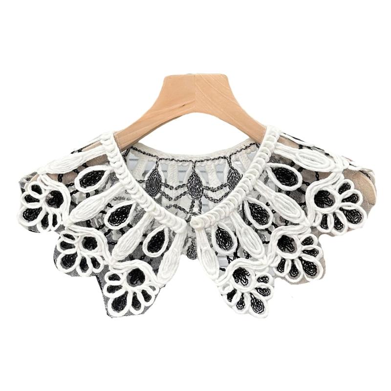 

Fashionable Detachable Collar Embroidered Neckline Women Versatiles Neckwear for Various Social Gatherings