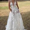 Women's V Neck Sleeveless Maxi Dress Loose Fit Mid Rise Elegant Wedding Dress Lace Bridal Evening Gown