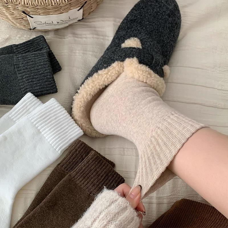 Chaussettes d'hiver chaudes épaissies pour femme - Polyvalentes, Anti-froid, Indispensables Automne/Hiver